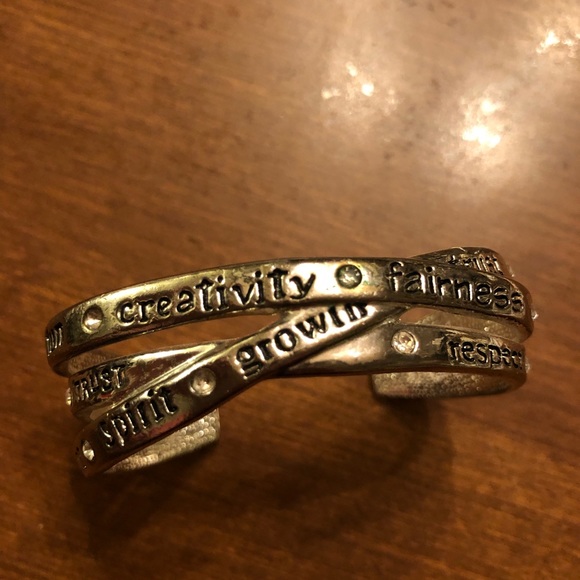 Silver/ Pewter Cuff Bracelet - Picture 4 of 5